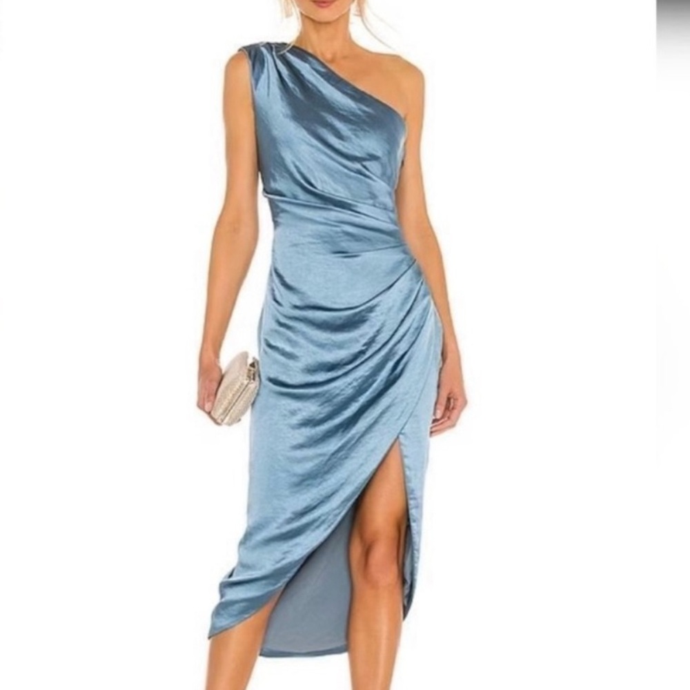 Elliatt Cassini dress
